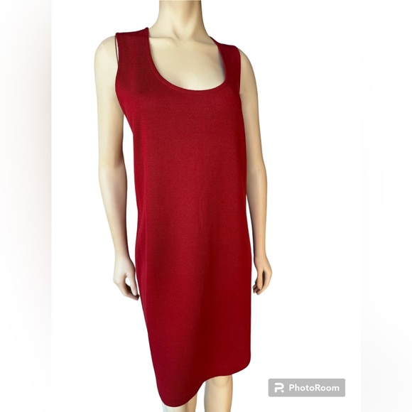 Harve Bernard Shift Dress - Picture 2 of 9